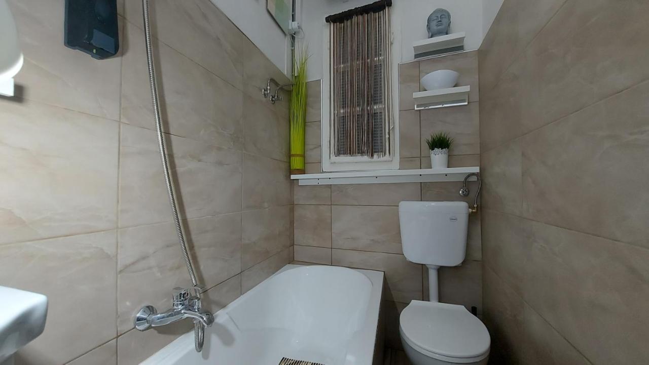 Gecko Centrum Studio Apartman Budapest Exterior foto